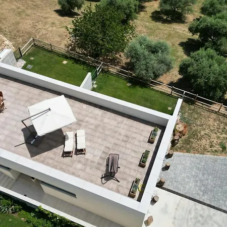 Guendalina 2 Villa *